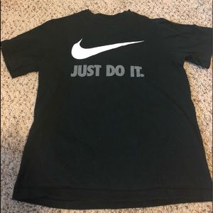 Like new Nike top.
